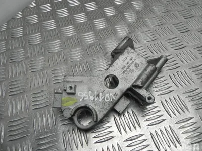 Mercedes-Benz A 651 094 1627 / A6510941627 C-CLASS (W205) 2015 Support - Image 1