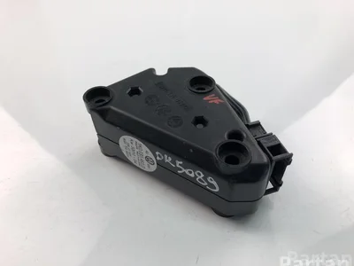 Volkswagen 1K0035463D GOLF V (1K1) 2008 Amplificateur audio - Image 1