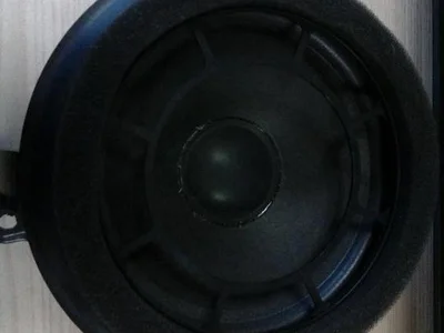 Mercedes-Benz A 203 820 11 02 / A2038201102 CLK Convertible (A209) 2006 Haut-parleur - Image 1