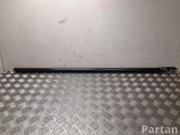 Dodge CHALLENGER купе 2019 Накладка рамы окна справа спереди