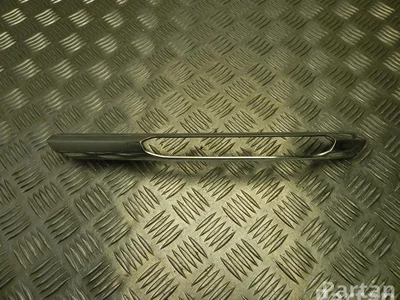 Mercedes-Benz A 212 885 18 74 / A2128851874 E-CLASS (W212) 2012 Garniture /moulage - Image 1