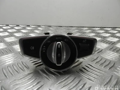 Mercedes-Benz A 205 905 65 00 / A2059056500 C-CLASS (W205) 2015 Interrupteur de lumière - Image 1