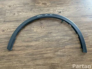 Toyota 75601F4010 C-HR (_X1_) 2020 Moldura protectora/decorativa del paso de rueda Right Front