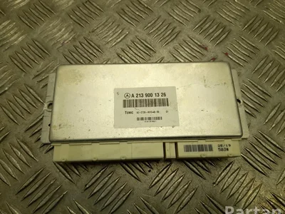 Mercedes-Benz A 213 900 13 26 / A2139001326 E-CLASS T-Model (S213) 2019 Unité de contrôle de suspension pneumatique - Image 1