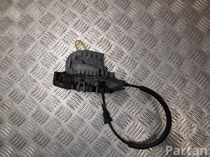 Tesla 1738948-01-F / 173894801F Model Y 2025 Serrure de porte Left Rear