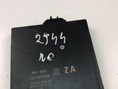 Toyota 89221-02830 / 8922102830 COROLLA ( E210) Sedan 2020 Aparato de mando - Imagen 1