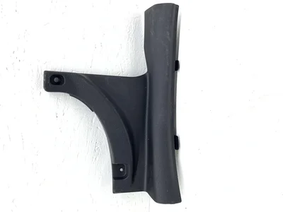 Kia 85886-J7000, 85886J7000 / 85886J7000, 85886J7000 CEE'D (CD) 2020 Garniture /moulage Right Rear - Image 1