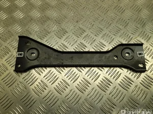 Nissan 756421584R JUKE (F16) 2022 Support