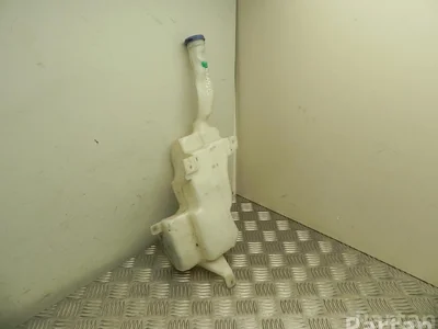 Suzuki 38400-79J / 3840079J SX4 (EY, GY) 2011 Réservoir d'eau de nettoyage - Image 1