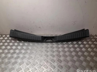 Mazda KB7W6889X CX-5 (KF) 2020 Couvercle pour porte-cadenas - Image 1