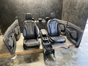 Ford USA Mustang Mach-E 2022 Set siège Panneau de porte Accoudoir