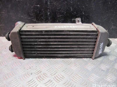 Kia 23271-2A700 / 232712A700 VENGA (YN) 2011 Refroidisseur d'air comprimé intermédiaire - Image 1