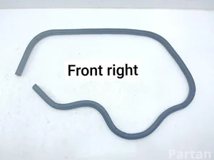 Aston Martin EXTD277 VIRAGE Volante 2012 Uszczelka drzwi z przodu po prawej