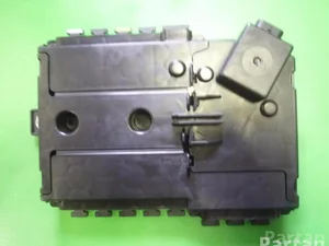 Mercedes-Benz A 205 540 28 50 / A2055402850 C-CLASS (W205) 2016 Boîte à fusibles