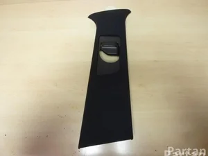 Mercedes-Benz A166 690 04 25, A166 690 46 25, A166 868 02 39 / A1666900425, A1666904625, A1668680239 M-CLASS (W166) 2011 Tapisserie voiture right side