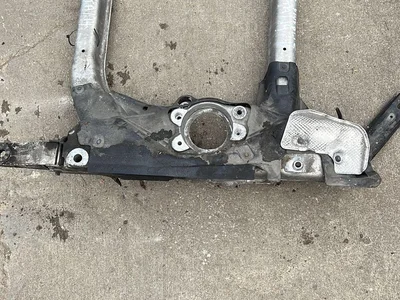 Mercedes-Benz A222628046, A222628059 S-CLASS (W222, V222, X222) 2014 traverser - Image 1