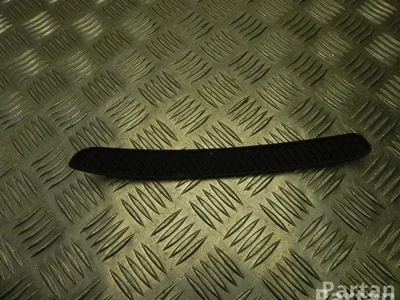 Mercedes-Benz A 117 885 00 53 / A1178850053 CLA kupė (C117) 2014 Apdailos/moldingai - Nuotrauka 1