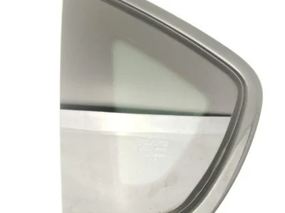 Maserati 43R00043, E000186 QUATTROPORTE VI 2014 Vitre latérale fixe Left Rear - Image 1