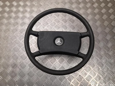 Mercedes-Benz A 126 464 00 17 / A1264640017 SL 107 1981 Volant - Image 1