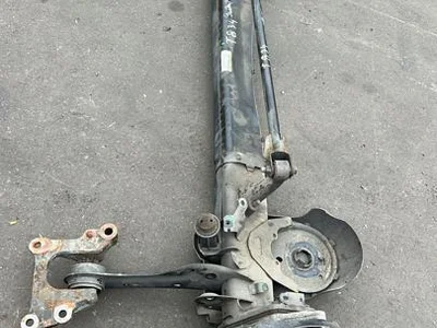 Opel P12619345323 Astra L Sports Tourer 2024 poutre d'essieu arrière - Image 1