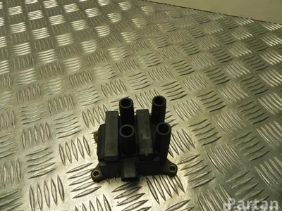 Ford CM5G-12029-FA / CM5G12029FA FIESTA VI 2011 Bobine d'allumage - Image 1