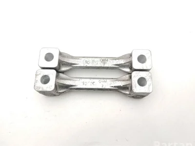 Porsche 9J1.615.421 / 9J1615421 Taycan 2021 Support / montage - Image 1