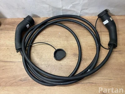 Renault 296902015R ; 35552903 / 296902015R, 35552903 MEGANE E 2024 Cable de carga para coche eléctrico - Imagen 1