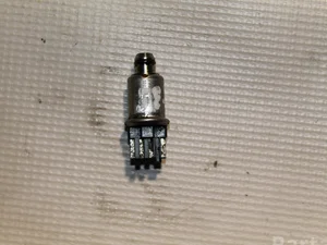 Volvo 102727 XC90 I 2005 Valve magnétique