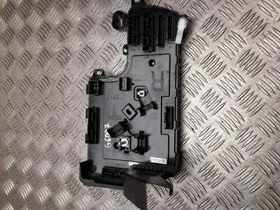 Tesla 1100340-90-H / 110034090H MODEL 3 2019 Unité de commande de carrosserie BCM FEM SAM BSI - Image 1