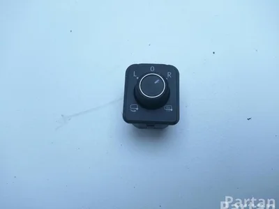 Volkswagen 3G0 959 565 C / 3G0959565C TIGUAN (5N_) 2016 Bouton de miroir électrique - Image 1