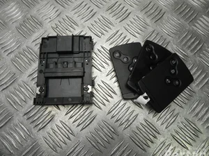 Renault 285909828R MEGANE III Grandtour (KZ0/1) 2013 cylindre de serrure pour allumage