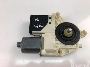 Renault 827306548R MEGANE III Hatchback (BZ0_) 2012 Motor para subida de ventanas