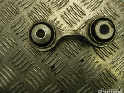 BMW 2284130 5 (F10) 2015 Tringlerie de stabilisateur - Image 1