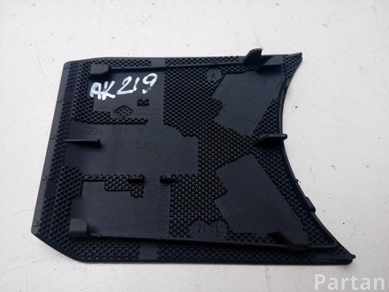 MERCEDES-BENZ A 204 689 18 39 / A2046891839 C-CLASS (W204) 2013 Cover centre console, rear