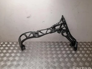 Mercedes-Benz A 295 885 03 04 / A2958850304 EQE V295 2023 Support pour pare-chocs Left Rear