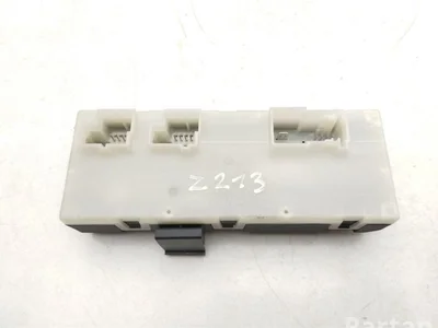 BMW 7463683, 61357463683 7 (G11, G12) 2016 Unité de commande pour hayon - Image 1