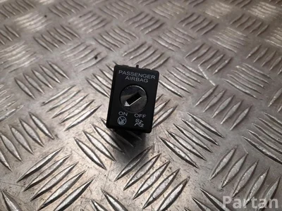 MG 10213930 MG4 Trophy 2024 Выключатель ключа для деактивации подушки безоп. переднего пассажира - Изображение 1