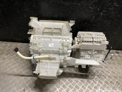 Toyota 87050-33D50, 87010-33E70 / 8705033D50, 8701033E70 RAV 4 V 2020 Corps de soufflante - Image 1