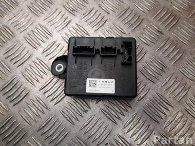 Tesla P1537264-20-E, 1537264-20-E / P153726420E, 153726420E Model Y 2025 unité de contrôle - Image 1