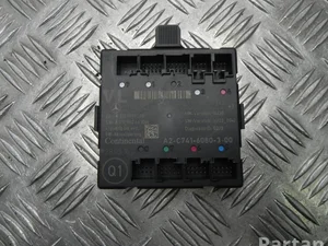 Mercedes-Benz A 212 900 15 29 / A2129001529 E-CLASS Coupe (C207) 2011 Unité de commande pour porte Right Rear Left Rear Left Front Right Front