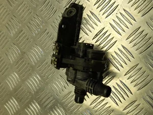 BMW 8679885 X4 (G02) 2019 Pompe à eau supplémentaire