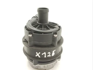 Maserati 670005347, 0392024053 LEVANTE 2017 Pompe à eau