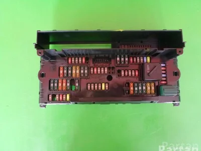 BMW 9234421 , 61149234421 / 9234421, 61149234421 5 (F10) 2011 Boîte à fusibles - Image 1