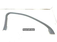 Bentley 36A867587 BENTAYGA 2017 Durų stiklo rėmo apdaila kairė priekis