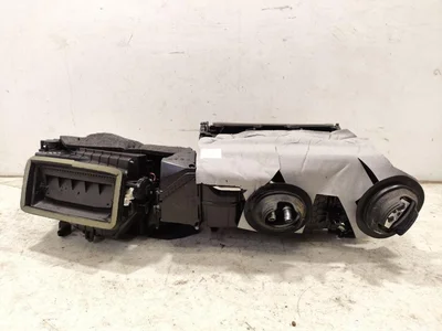 Porsche 972907521B, 971863884, 412650920 PANAMERA (971) 2018 Corps de soufflante - Image 1