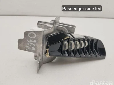 Porsche PANAMERA (971) 2018 Clignotant - Image 1