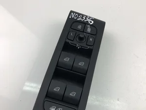 Volvo 32279441 XC40 2020 Botón de elevación de ventanas