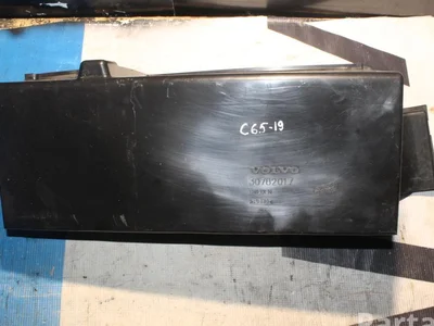 Volvo 30782017 XC90 I 2008 Bac à batterie - Image 1