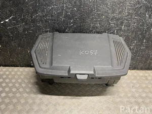 Audi 4KE863362B Q8 e-tron 2021 Вещевой ящик