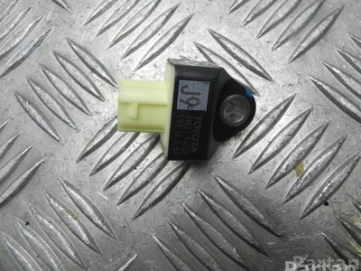 Toyota 89831-F4030 / 89831F4030 C-HR (_X1_) 2019 Capteur d'impact (systèmes d'airbag) - Image 1